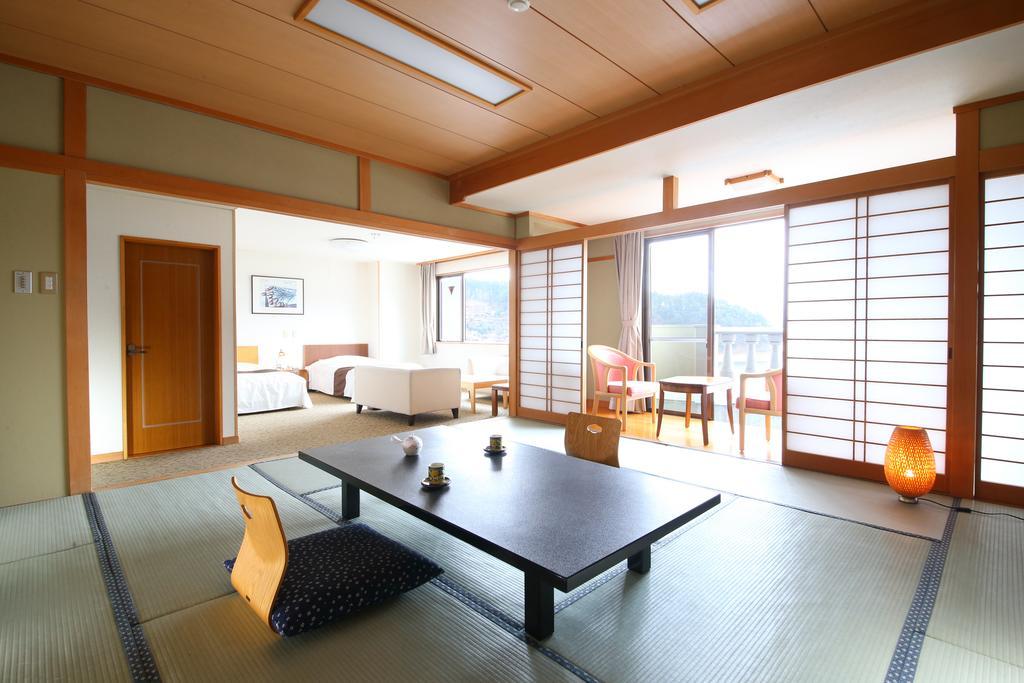 Ashiwada Hotel Fujikawaguchiko Eksteriør bilde