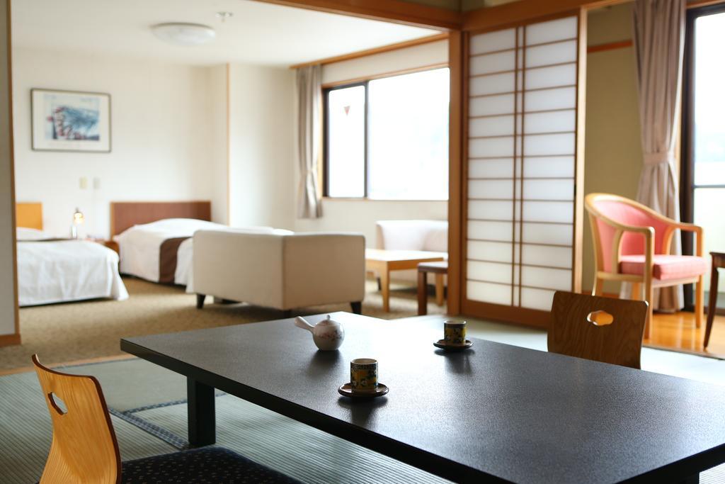Ashiwada Hotel Fujikawaguchiko Eksteriør bilde